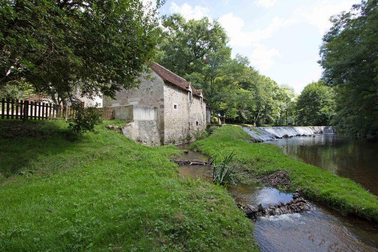 Vila Le Moulin Du Cluzeau Thollet Exteriér fotografie